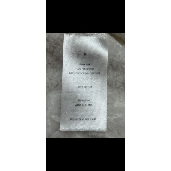 Free 2B White Plush Full Zip Jacket sz M Casual Teddy Spring Transitional Soft - Picture 9 of 12